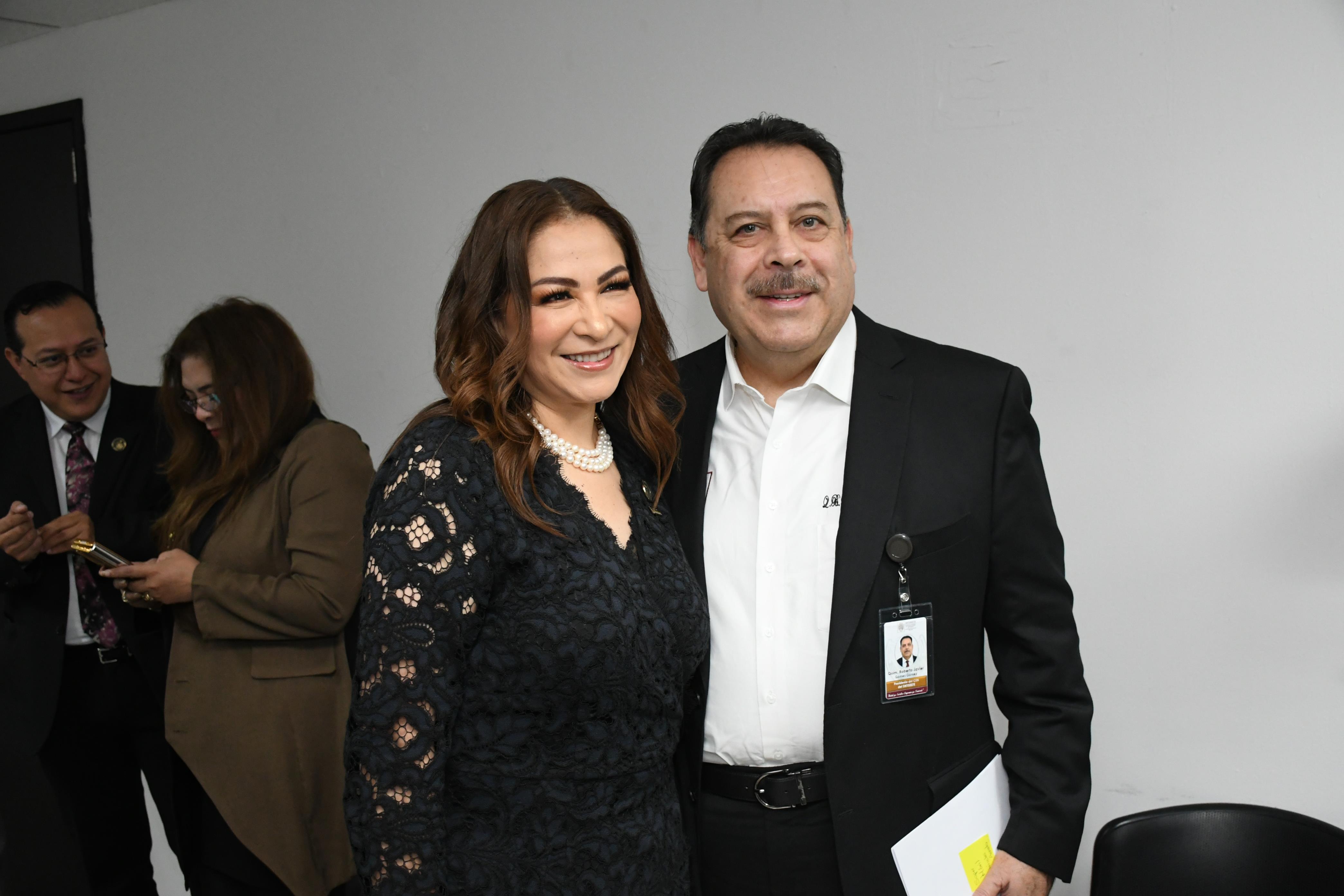 Inauguración de la Unidad Móvil de SuperISSSTE en el Tribunal Federal de Conciliación y Arbitraje
